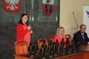 Dobrymi praktykami dzieliła się Małgorzata Korzeniowska z Warsztatów Terapii Zajęciowej (galeria: 12)