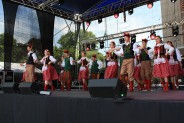 Występ zespołu folklorystyczno-ludowego z ZSP w Łochowie (galeria: 27)