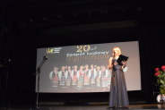 Koncert prowadziła Katarzyna Zabadała - Dyrektor Węgrowskiego Ośrodka Kultury (galeria: 3)