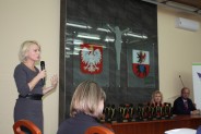 Dobrymi praktykami dzieliła się Pani Małgorzata Olton opiekun Szkolnego Koła Wolontariatu z Zespołu Szkół Ponadgimnazjalnych w Ostrówku (galeria: 15)
