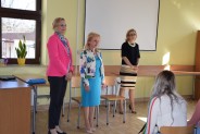 Od lewej: Dyrektor PUP w Węgrowie Anna Wieczorek, Wicestarosta Halina Ulińska, Wicedyrektor I LO im. A.Mickiewicza w Węgrowie Magdalena Olszewska (galeria: 8)