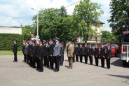 Uroczyste obchody Dnia Strażaka na placu przed Komendą Powiatowej Państwowej Straży Pożarnej w Węgrowie (galeria: 2)