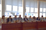 Radni Rady Powiatu Węgrowskiego podczas obrad XXVIII nadzwyczajnej sesji. (galeria: 4)