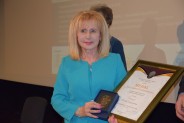 Wicestarosta Halina Ulińska odebrała w imieniu Samorządu Powiatu Węgrowskiego Medal Jana Dobrogosta Krasińskiego. (galeria: 4)
